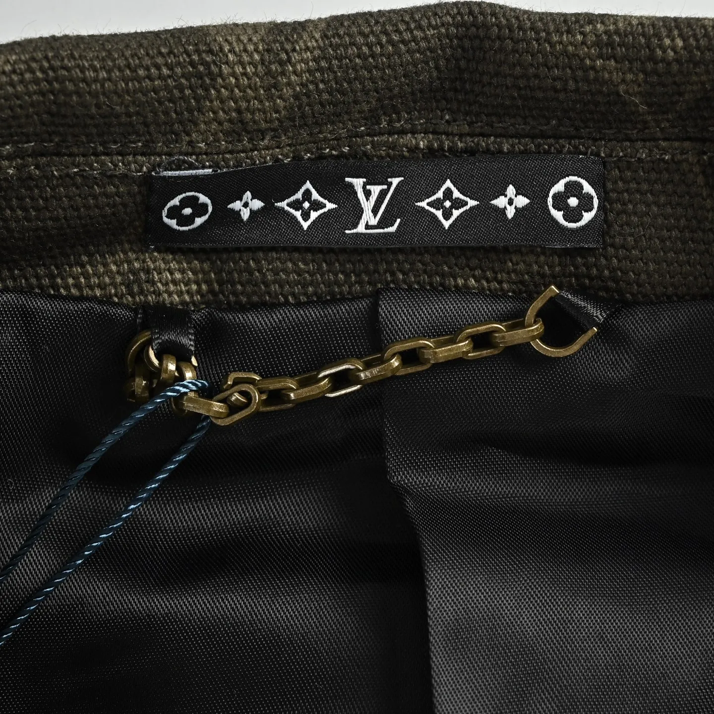 Louis Vuitton/